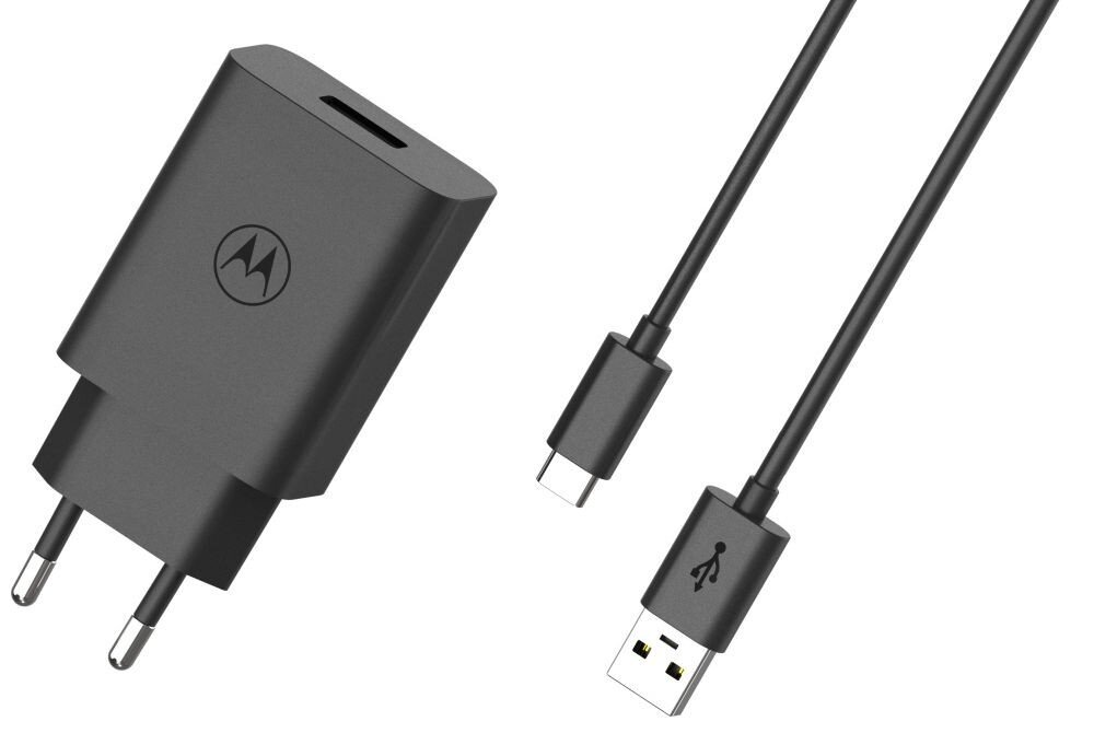Czarna ładowarka sieciowa z logo Motorola oraz czarny kabel USB z końcówkami USB-C i USB-A.
