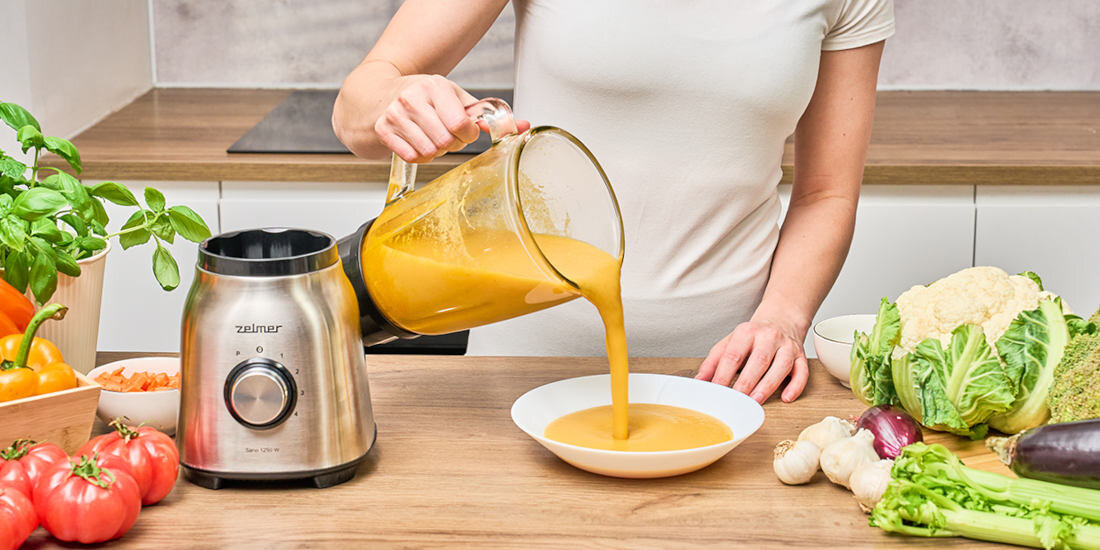 Blender kielichowy ZELMER ZSB4820 Duży szklany kielich pojemność składniki smoothie śniadanie zupa krem posiłek