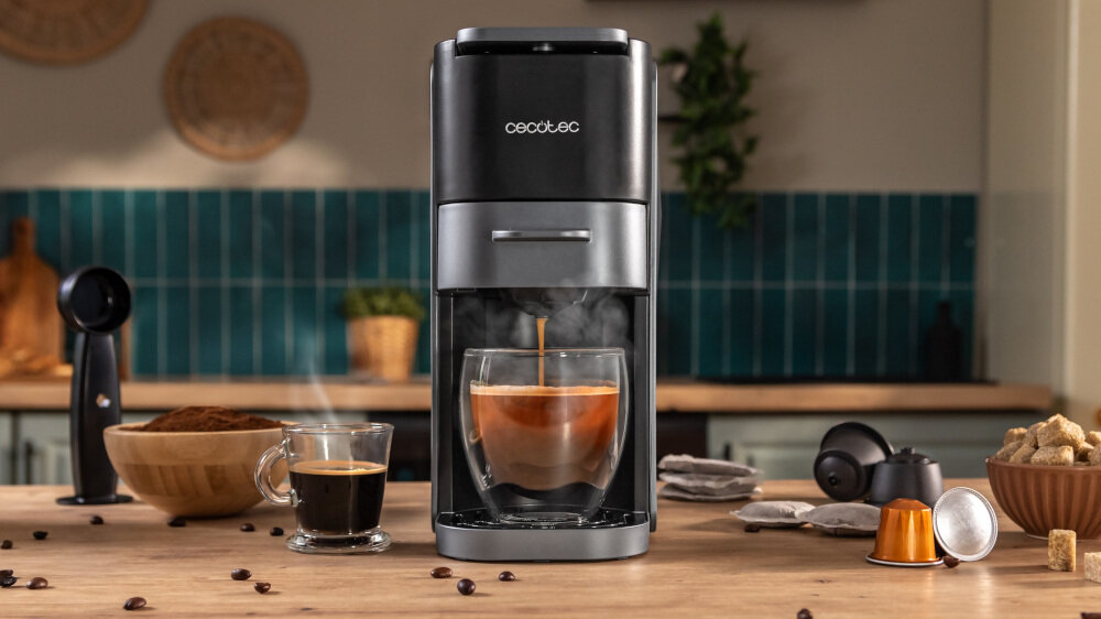 Ekspres CECOTEC Freestyle Compact Dark Dopasowanie do filiżanki Możliwość wyboru różnych rozmiarów kawy przygotowania jednej lub dwóch filiżanek 