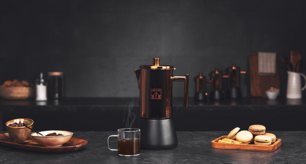 Kawiarka CECOTEC Cumbia Moking 400 200 ml wygląd prezentacja wizualizacja design tło Wygoda parzenia