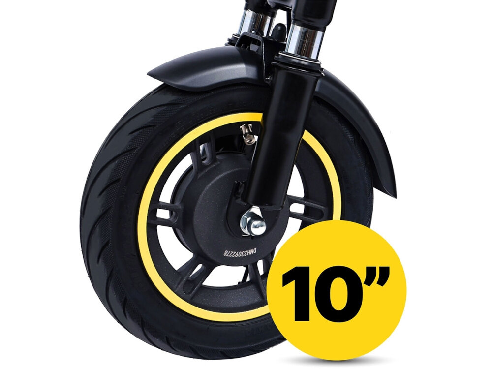 Hulajnoga elektryczna XRIDER M10 ME 65km 500W Amortyzacja 10 cali Czarny zbliżenie na przednie koło duże opony o średnicy wynoszącej 10 cali płynna jazda amortyzacja na przedniej osi stabilna jazda komfort podróżowania