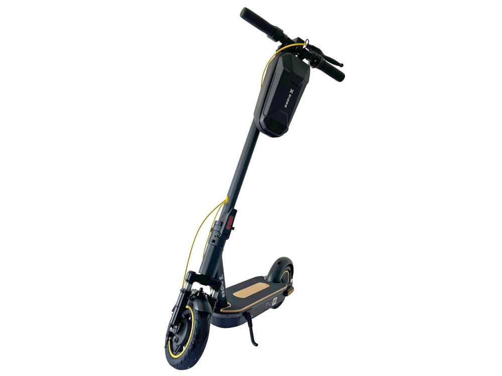 Hulajnoga elektryczna XRIDER M10 ME 65km 500W Amortyzacja 10 cali Czarny hulajnoga na białym tle widoczna od przodu wyświetlacz LCD minimalistyczna kierownica antypoślizgowa powłoka uchwytów pewny chwyt bezpieczne prowadzenie pojazdu