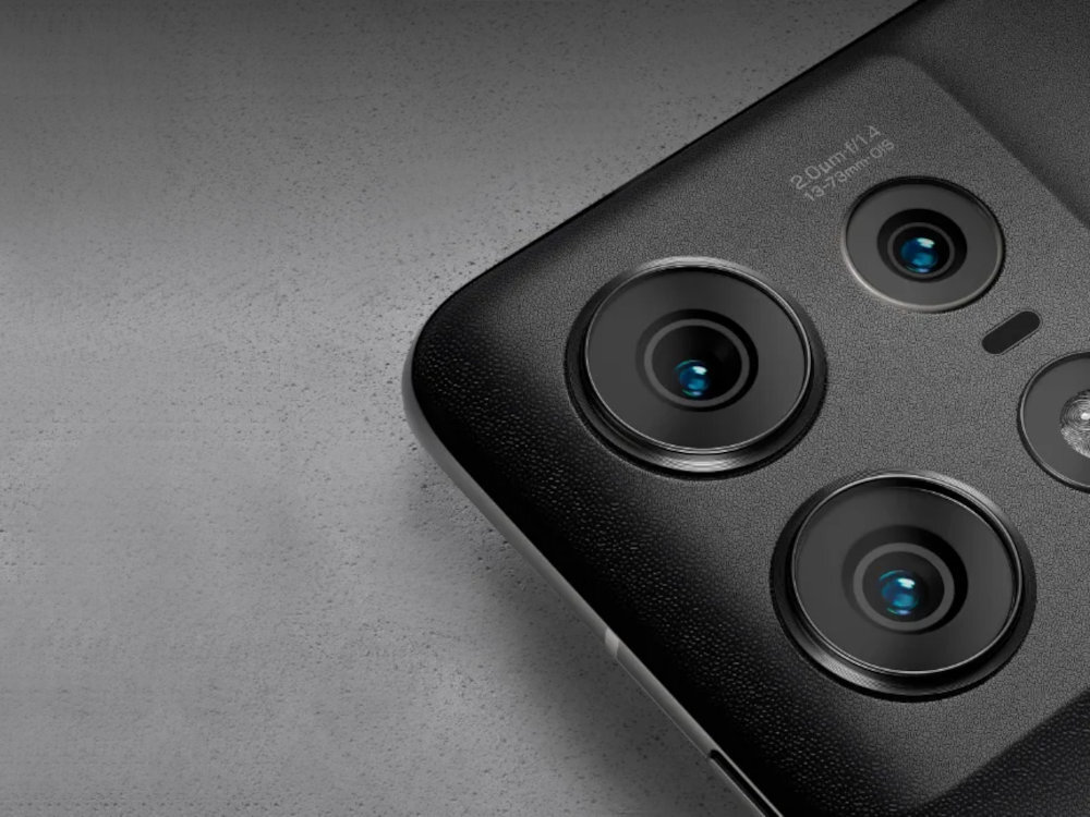 Smartfon MOTOROLA Edge 50 Pro aparatowi 50 Mpx przysłoną f/1.4 64% pełnopikselowe ustawianie ostrości 32 razy