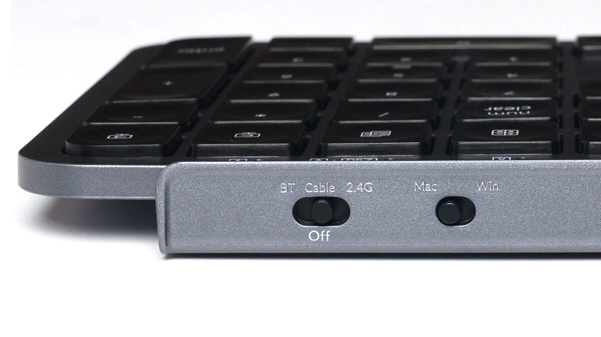 KEYCHRON B1 Pro 2,4 GHz z odświeżaniem 1000 Hz Bluetooth 5.1  (do 3 urządzeń)  USB-C kabla USB-C/USB-A urządzeniami mobilnymi odbiornik USB-A - przełącnzik bt, 2.4 ghz, cable