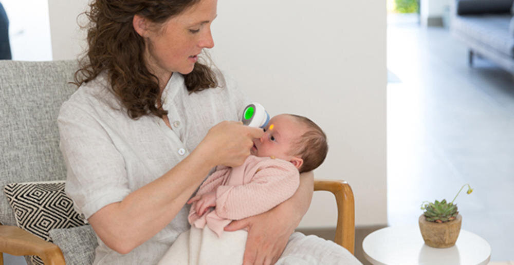 BRAUN-NTF3000 termometr czekanie stan podgorączkowy szybki dokładny odczyt temperatura sekunda podświetlany ekran barwy gorączka