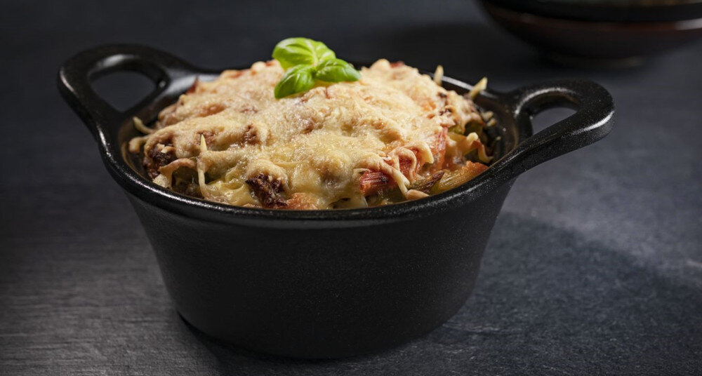 PIEKARNIK HISENSE BIM4434ABG8 wizualizacja dłoń palec wyświetlacz programy funkcje wybór logo uchwyt Programy automatyczne 22 programy