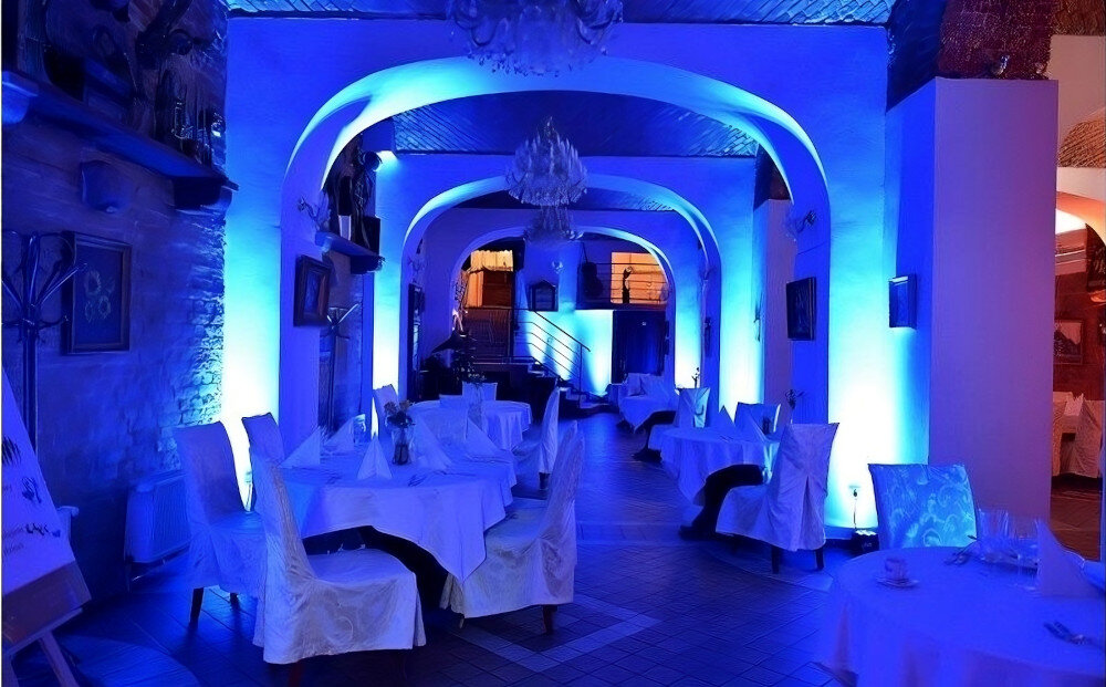 Reflektor LIGHT4ME Penta Par 8 x 12W RGBWA LED Slim przeznaczenie działanie cechy