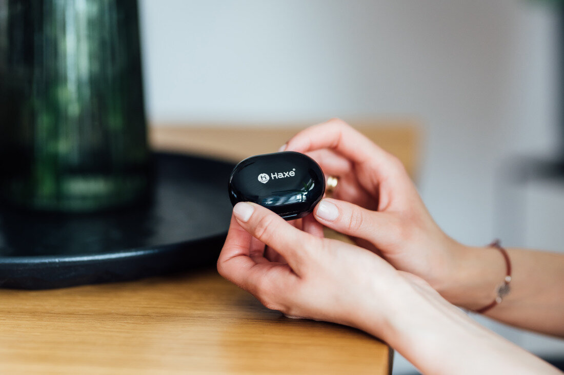 Aparat do poprawy sluchu HAXE JH-A39 szybkie ladowanie microUSB etui