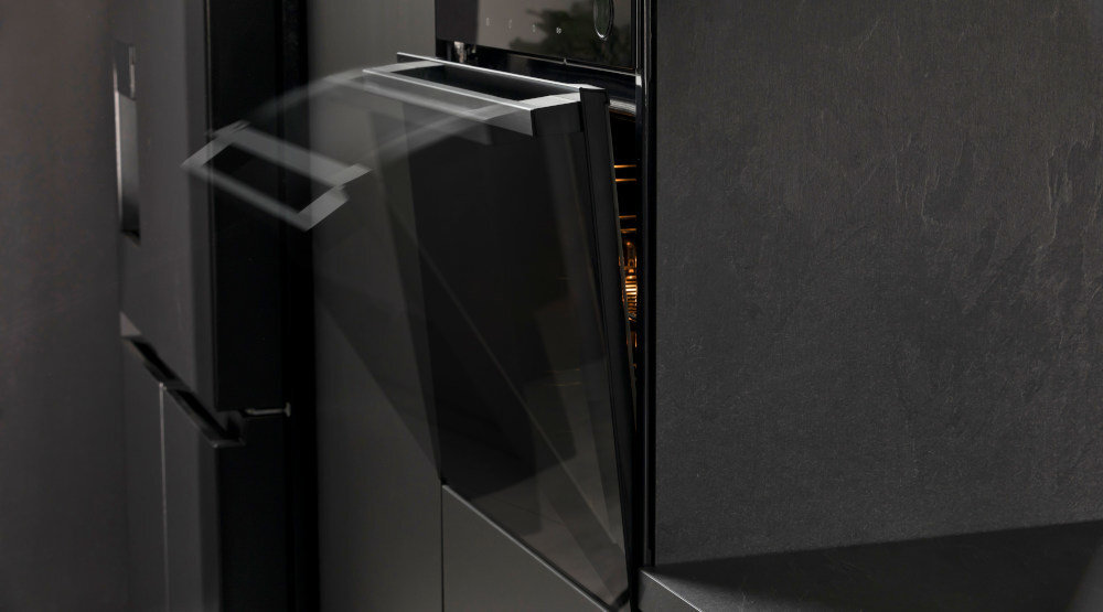 PIEKARNIK HISENSE BSA65334ABDG delikatne domykanie zamykanie otwieranie ciche bezgłośnie