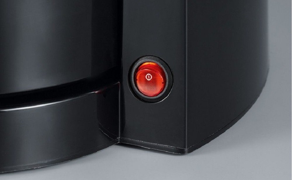 Ekspres-przelewowy-SEVERIN-KA-4115 bezpieczeństwo, podświetlany włącznik, wygoda