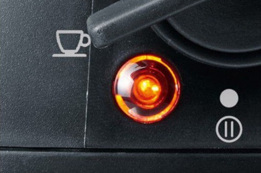 Ekspres SEVERIN KA 5978 Lampka kontrolna informacja stan automatyczne wyłączenie po kilku minutach wspiera dbałość o środowisko