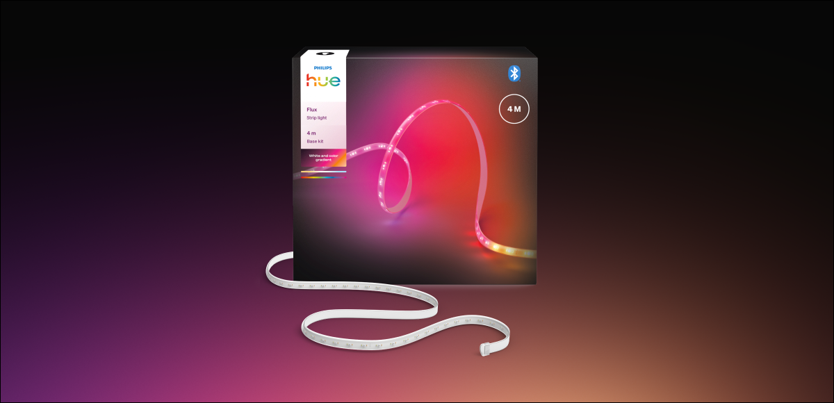 Taśma LED PHILIPS HUE 929004610502 Flux 4 m Bluetooth/ZigBee, zawartość zestawu, elementy produktu, podsumowanie kompletu, główne komponenty, Opakowanie taśmy LED Philips Hue Flux z widocznym elastycznym paskiem świetlnym