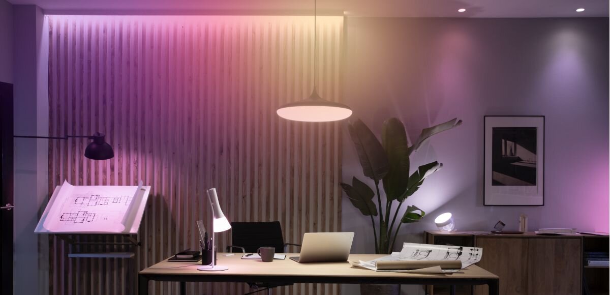 Lampa PHILIPS HUE Play 929004236201 (2 szt.), Matter, SmartThings, automatyzacje, integracja, pokój pracowniczy w oświetleniu philips hue