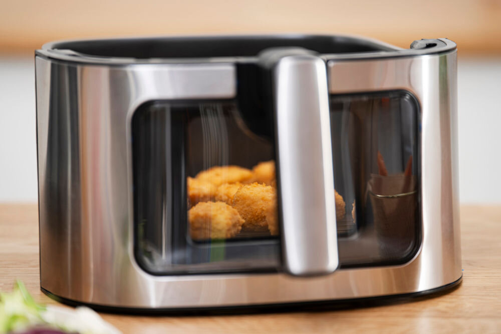 Air Fryer Frytkownica beztłuszczowa ZELMER ZAF8800 kosz okienko podświetlenie potrawa wewnątrz  okienko podglądu wbudowane oświetlenie kontrolowanie postępów pieczenia zapobieganie utracie ciepła szybkie nagrzewanie utrzymanie stałej temperatury oszczędność czasu zmniejszenie zużycia energii wygoda efektywność oszczędność  