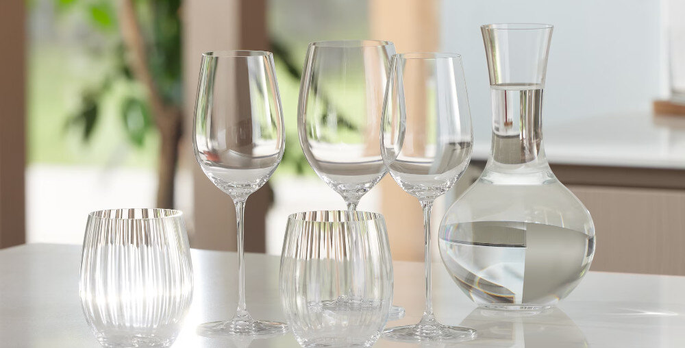 Zmywarka MIELE G 5450 SCVi zdjęcie lifestyle naczynia szkło szklanki kieliszki płukanie świeża woda higiena czystość końcowe płukanie usuwanie resztek detergentów bez osadu