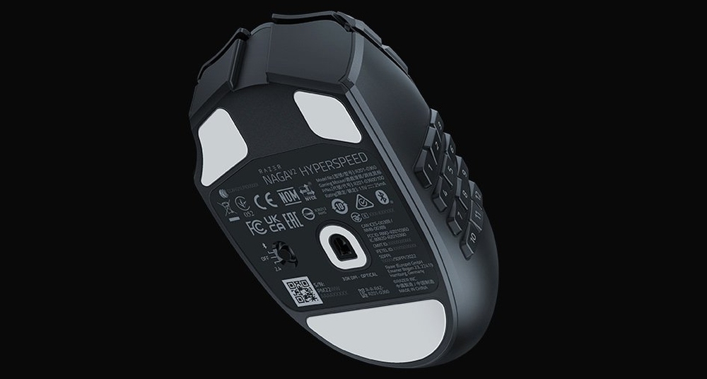 Mysz RAZER Naga V2 HyperSpeed ergonomia czujnik optyczny technologia hyperscroll  łączność bezprzewodowa 