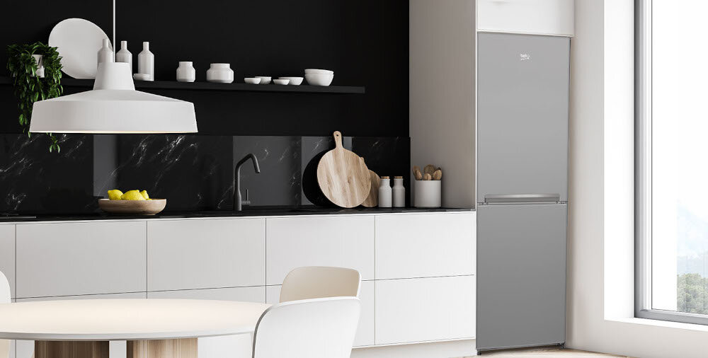 LODÓWKA BEKO RCSA300K40WN wygodne użytkowanie SmoothFit™ ustawienie narożnik otwieranie