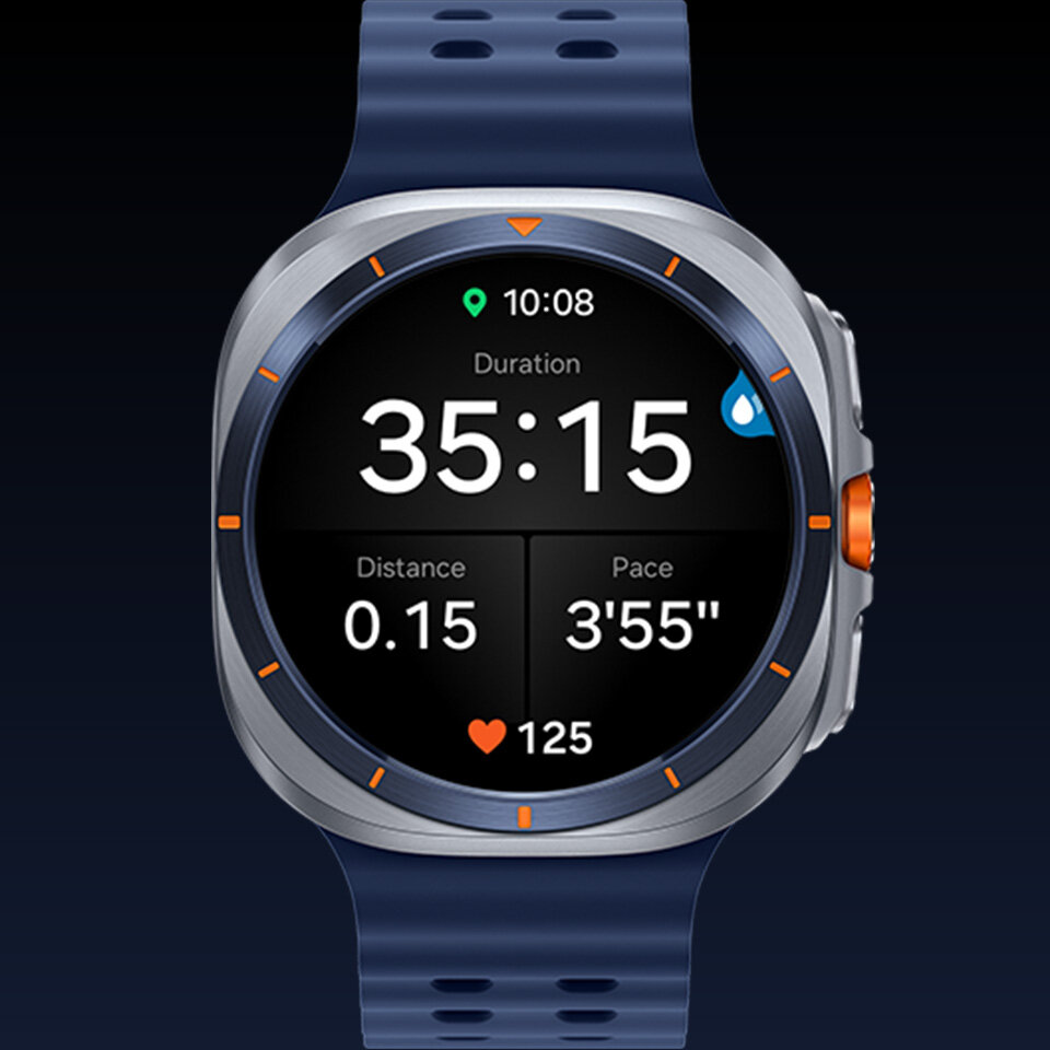 Galaxy Watch Ultra wyświetlający śledzenie treningu dla czasu trwania na otwartej wodzie, dystansu i tętna. W prawym górnym rogu wyświetlana jest ikona aktywowanej blokady wodnej.