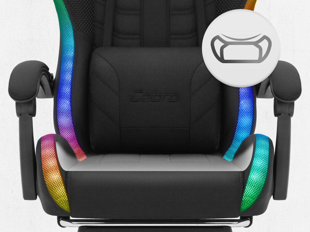 Fotel CABRO C501 LED Czarny Zbliżenie na siedzisko oraz poduszkę lędźwiową fotela gamingowego z logo marki i ikoną profilowanej poduszki fotel gamingowy z ergonomicznym siedziskiem z pianką