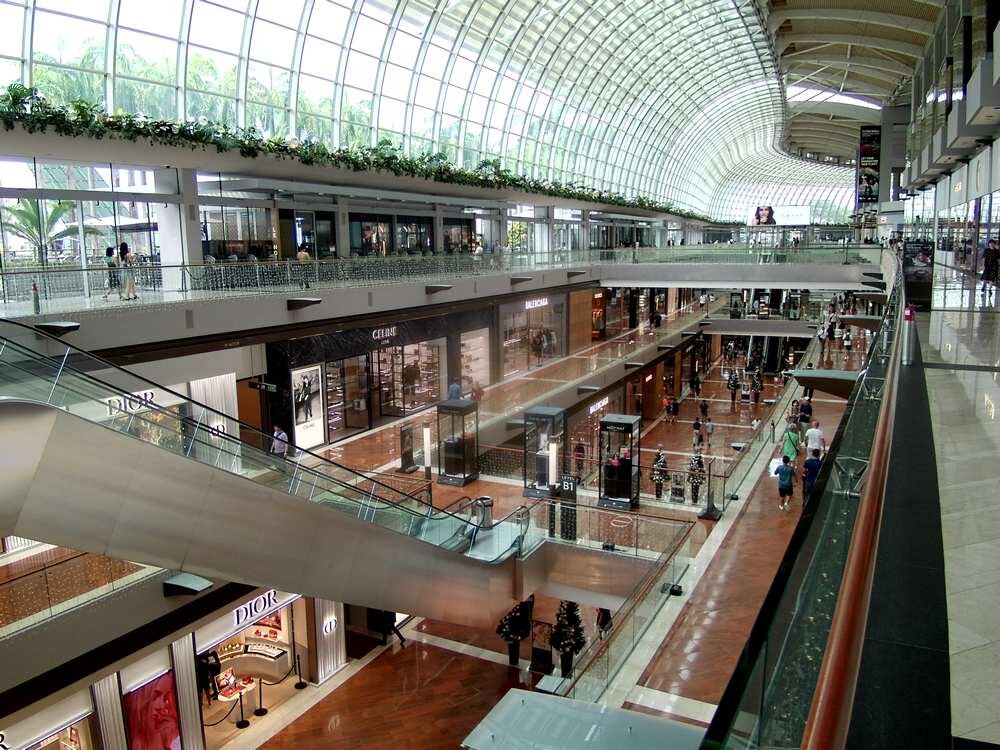 Aparat cyfrowy YASHICA City 100 z 12 trybami sceny: Noc, Portret, Krajobraz, Zachód słońca