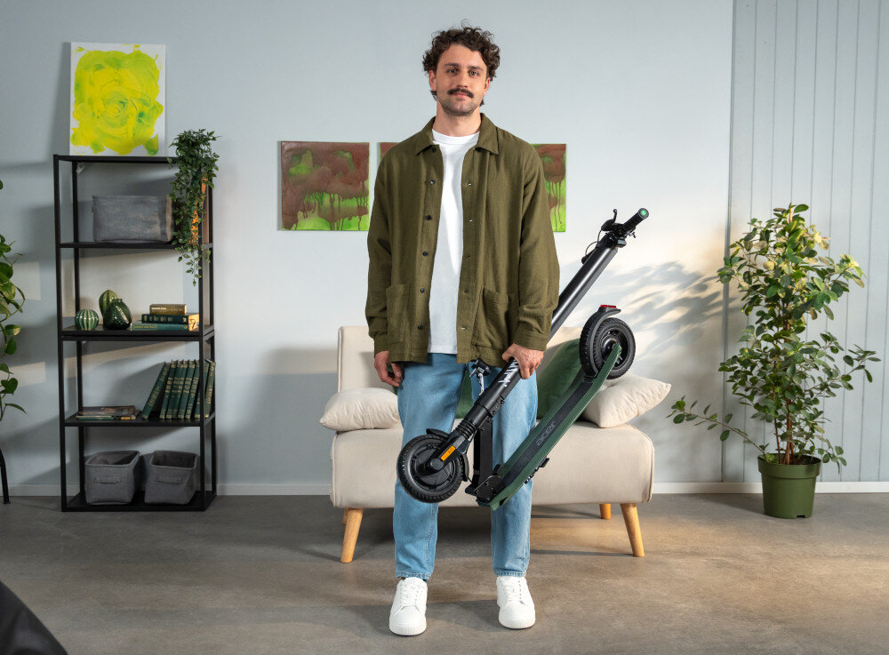 Hulajnoga elektryczna ACER Series 1 Advance 23 km 250 W Amortyzacja 8.5 Czarny skladana konstrukcja latwy transport