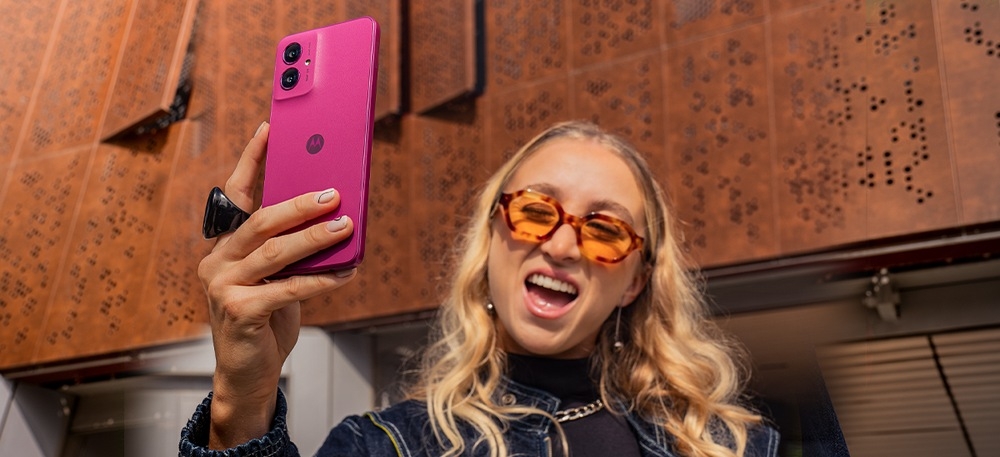 Smartfon MOTOROLA Moto G55 selfie aparat  Ultra Pixel 