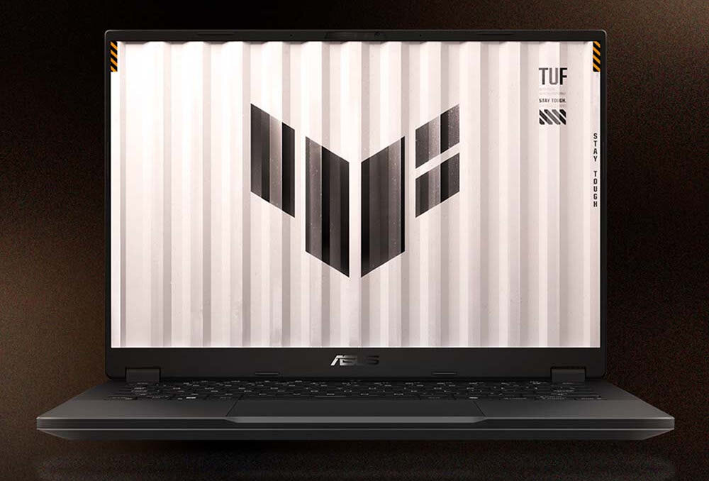 Interfejs Armoury Crate na laptopie ASUS TUF Gaming monitoruje CPU, GPU i chłodzenie podczas intensywnej rozgrywki – aluminiowa obudowa z geometrycznym wzorem rombów i smukłym profilem do biurka gracza i sali konferencyjnej