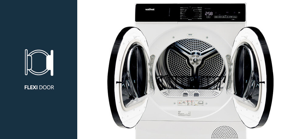 Suszarka VESTFROST VT-FW4EHY70EU Na zdjęciu widać suszarkę Vestfrost z szeroko otwartymi podwójnymi drzwiami FLEXI DOOR, które umożliwiają wygodne wkładanie i wyjmowanie odzieży. Po lewej stronie znajduje się grafika przedstawiająca funkcję elastycznych, praktycznych drzwi urządzenia FLEXI DOOR zmiana kierunku otwierania drzwi z odwracalnymi drzwiami do zabudowy elastyczny montaż do małej przestrzeni