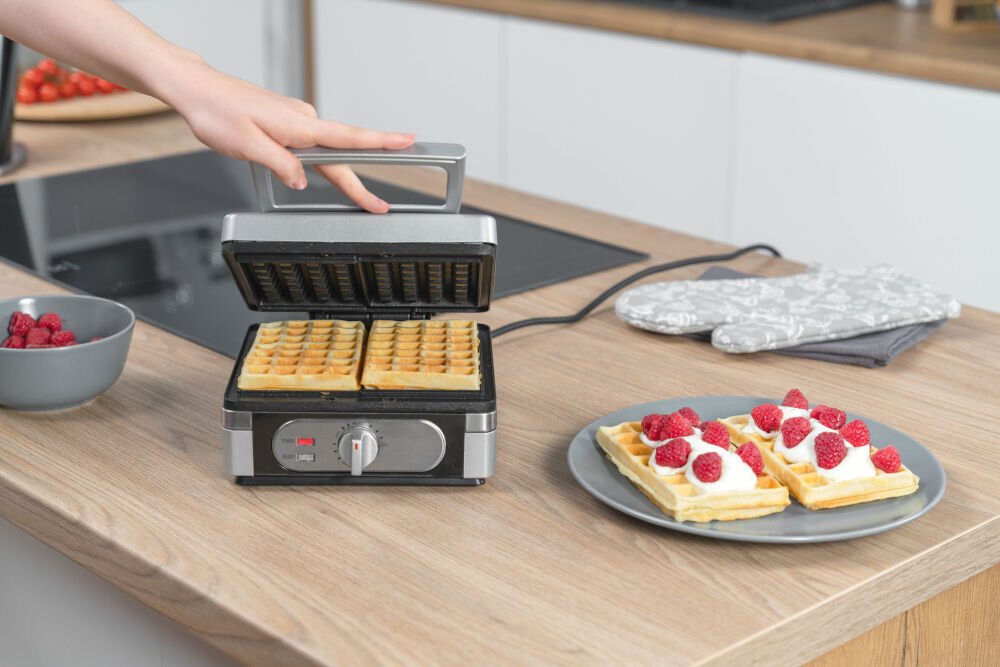 Gofrownica GÖTZE & JENSEN GWM750 moc 1400 w regulacja temperatury