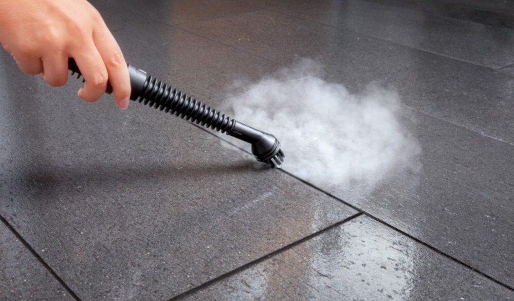 Czyścik parowy CLATRONIC DR 3653 zbiornik na wodę pojemność ilość wody para wydajność czyszczenie