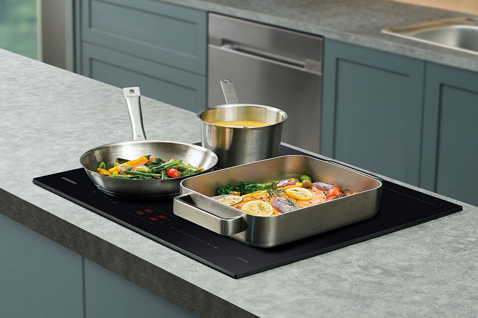 Możesz równocześnie przygotowywać wiele dań i nie będziesz długo czekać na zagotowanie się wody czy doprowadzenie potrawy do odpowiedniej temperatury
