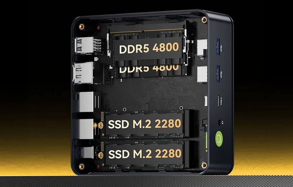 Komputer GMKTEC M6 Ultra Wnętrze otwartego mini PC z widocznymi dwoma slotami pamięci DDR5 4800 i dwoma slotami M.2 2280 SSD