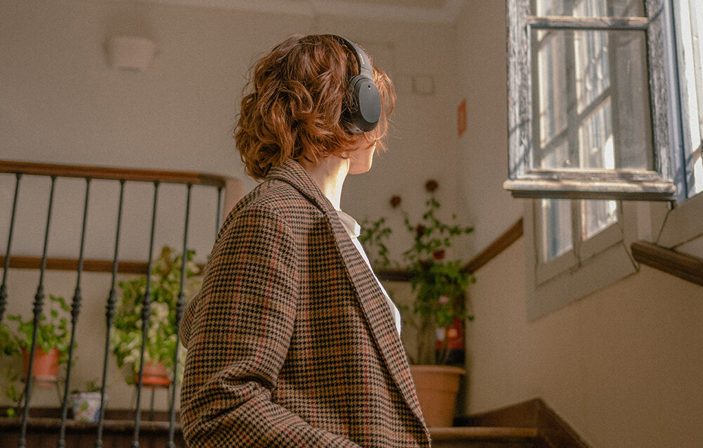 Słuchawki bezprzewodowe Edifier W820NB Plus dźwięk kontakt nauszne muzyka jakość model kodeki przetworniki membrany