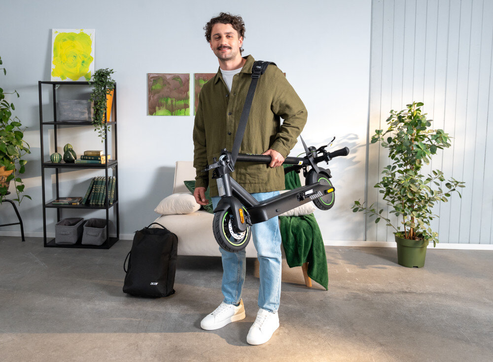 Hulajnoga elektryczna ACER Series 3 Advance 25 km 350 W 8.5 Czarny skladana konstrukcja latwy transport