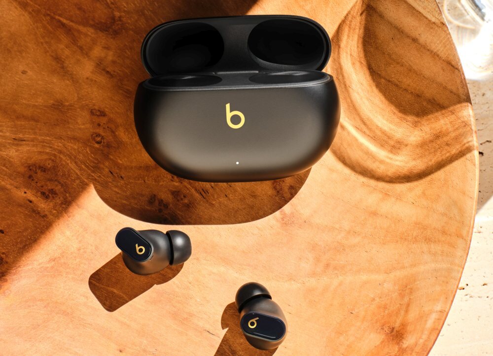 SŁUCHAWKI BEATS STUDIO BUDS + DŹWIĘK JAKOŚĆ ZNIEKSZTAŁCENIA TRYBY CZAS DZIAŁANIA ODPORNOŚĆ DESIGN STYL