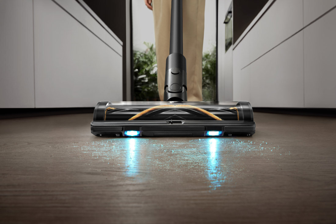 Odkurzacz DREAME Z30 AquaCycle Widoczne efekty Technologia CelesTect™ z podświetleniem błękitnym światłem ułatwienie dostrzeżenie kurz