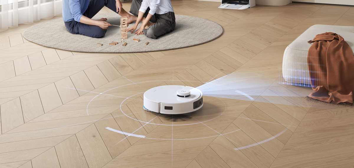 Sterowanie dotykowe stopą w DEEBOT T30 PRO OMNI