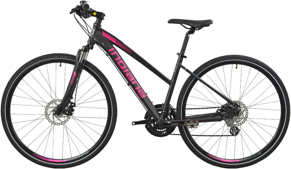 Rower crossowy INDIANA X-Cross 2.0 D19 damski Czarno-różowy rower na białym tle widoczny z boku komfort jazdy odpowiednia kontrola nad rowerem 19-calowa aluminiowa rama rower jest bardzo zwinny lekki łatwo podnieść go odporność na korozję wybór rozmiaru ramy Twój wzrost mierzony w zrelaksowanej pozycji typ roweru dla osób o wzroście od 174 do 180 cm