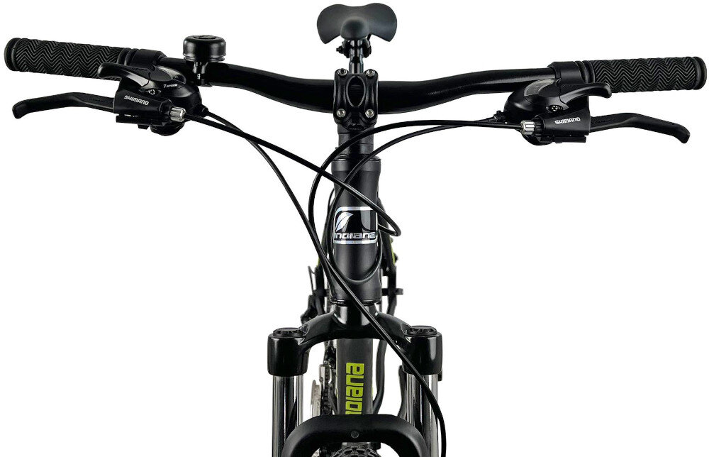 Rower górski MTB INDIANA X-Pulser 2.7 M19 26 cali męski Czarno-żółty kierownica na białym tle widoczna od przodu kierownica marki SOVEREIGN typu SE-707 o szerokości 640 mm ułatwia precyzyjne manewrowanie i omijanie przeszkód aluminiowy wspornik SOVEREIGN Ahead FOV dopasować pozycję kierownicy