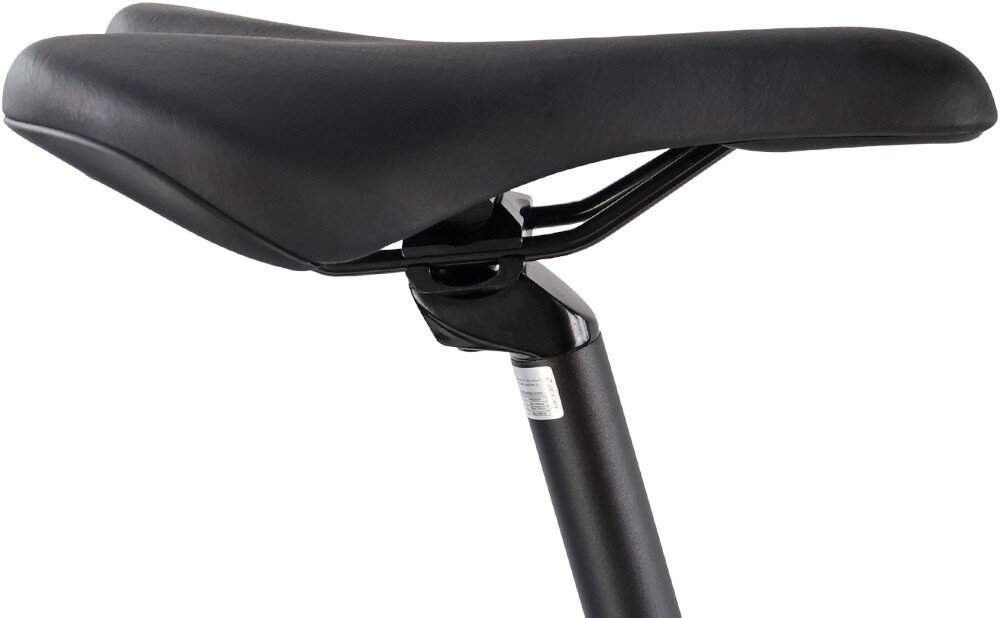 Rower górski MTB INDIANA X-Pulser 3.7 D17 27.5 cala damski Fioletowy siodełko na białym tle widoczne z boku wąskie siodełko marki DDK typu D5311 wygoda ergonomiczna konstrukcja lepiej dopasowuje się do pozycji użytkownika ograniczając uczucie zmęczenia i poprawiając komfort jazdy sztyca siodełka HL Corp typu SP-C207 o wymiarach 27,2 x 300 mm stabilne podparcie precyzyjne dopasowanie wysokości siedziska