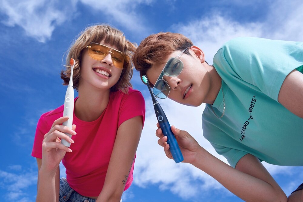 Szczoteczka soniczna OCLEAN Flow S Czarny wydajna bateria, rzadkie ładowanie, niewielka waga i rozmiar