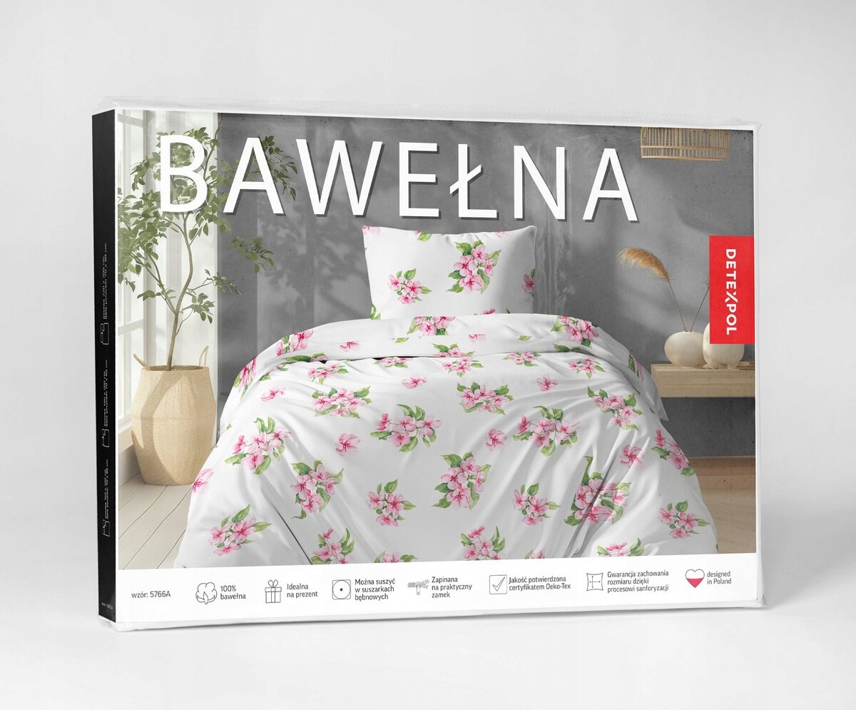 Opakowanie kompletu pościeli bawełnianej z wzorem kwiatowym, na którym widnieje duży napis \'BAWEŁNA\'. W tle znajduje się łóżko z pościelą w kwiaty oraz rośliny w doniczkach, a po prawej stronie widoczny jest czerwony pasek z napisem \'DETEXPOL\'.