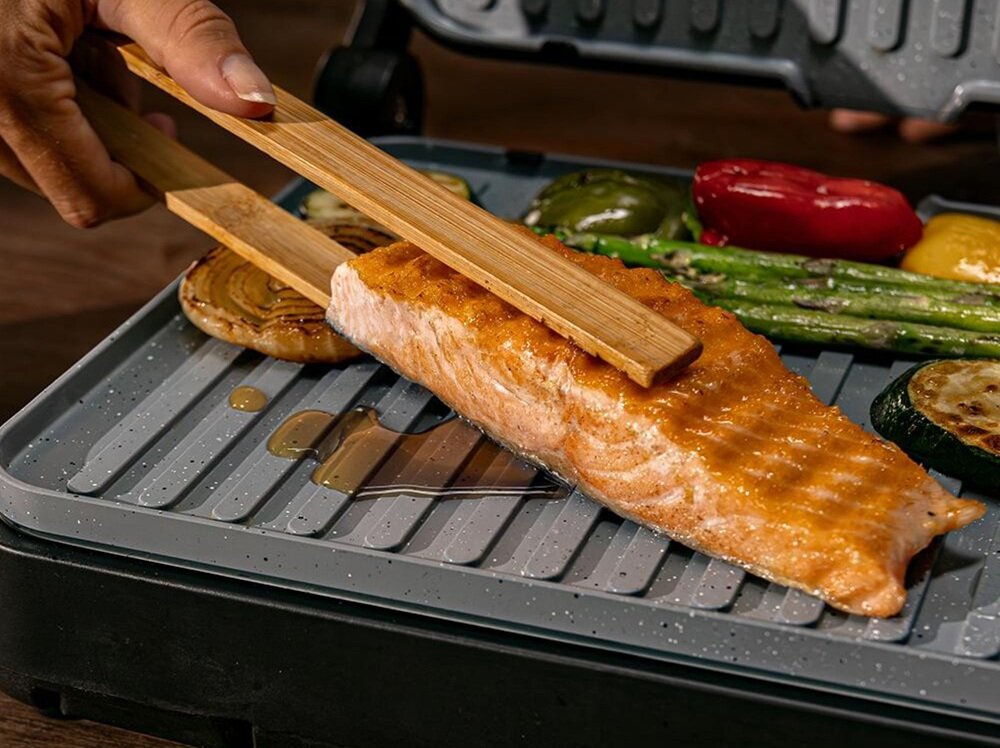 Grill elektryczny CECOTEC Rock-nGrill 2000 PerfectCook podwójna regulacja temperatury, kilka składników jednocześnie, praktyczne rozwiązanie