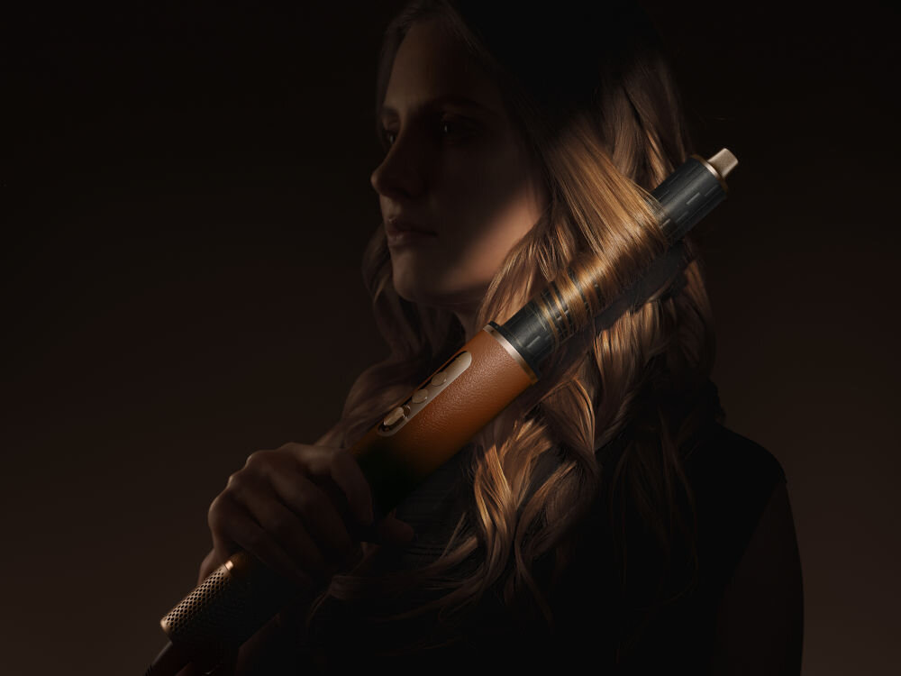 Suszarko-lokówka DREAME Air Styler Pro Złoty 1300W modelka zakręcająca loki wskaźnik kierunku stylizacji