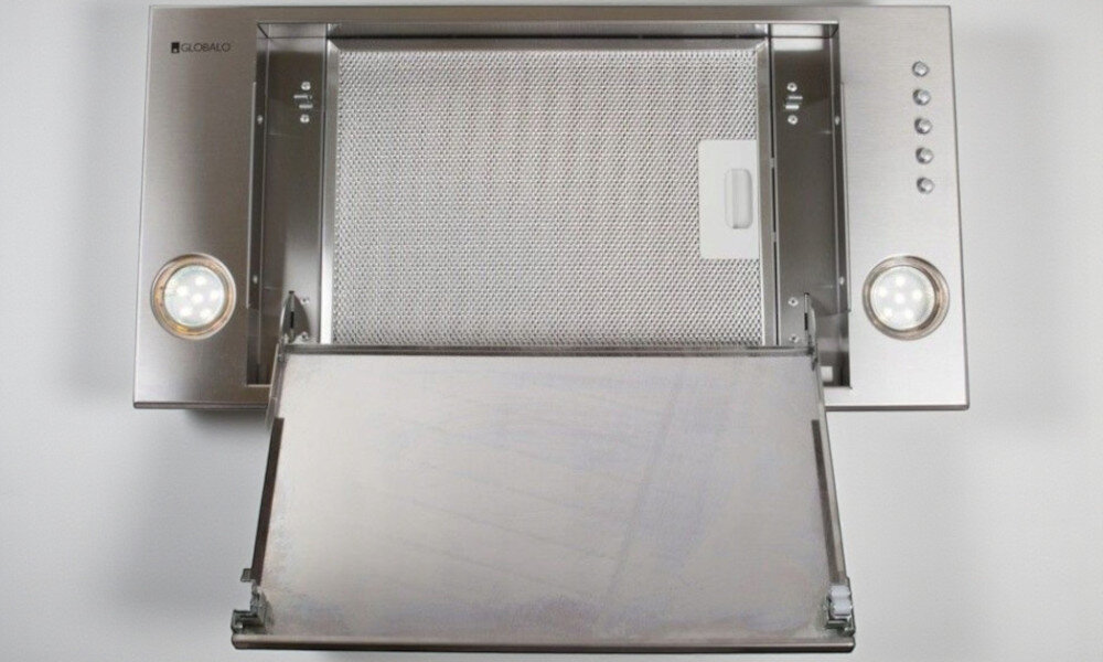 OKAP GLOBALO RETIO 60.2 INOX Okap kuchenny z otwartą klapą, widoczny filtr, dwa światła LED, proste przyciski swoboda instalacji wyciąg pochłaniacz kanał wentylacyjny odprowadzanie oparów filtr aluminiowy filtr węglowy ochrona mebli tłusty nalot eliminacja zapachów czyste powietrze komfort kuchnia obieg zamknięty