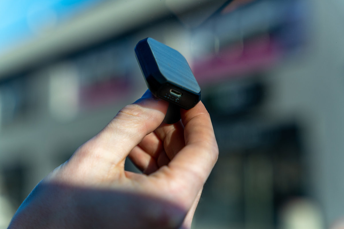 Wideorejestrator GÖTZE & JENSEN GOLDENLINE DC900 mocowanie karta pamięci