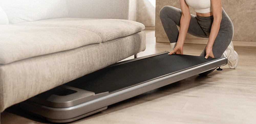 Bieżnia elektryczna UREVO U1 Smart Walkingpad niewielki rozmiar latwe przechowywanie oszczednosc miejsca rolki latwy transport