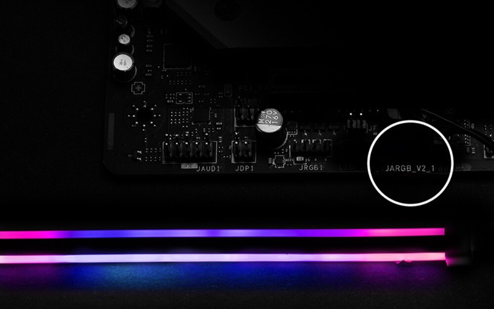 Płyta główna MSI PRO Z890-P Wi-Fi podświetlany pasek LED RGB z oznaczeniem złącza