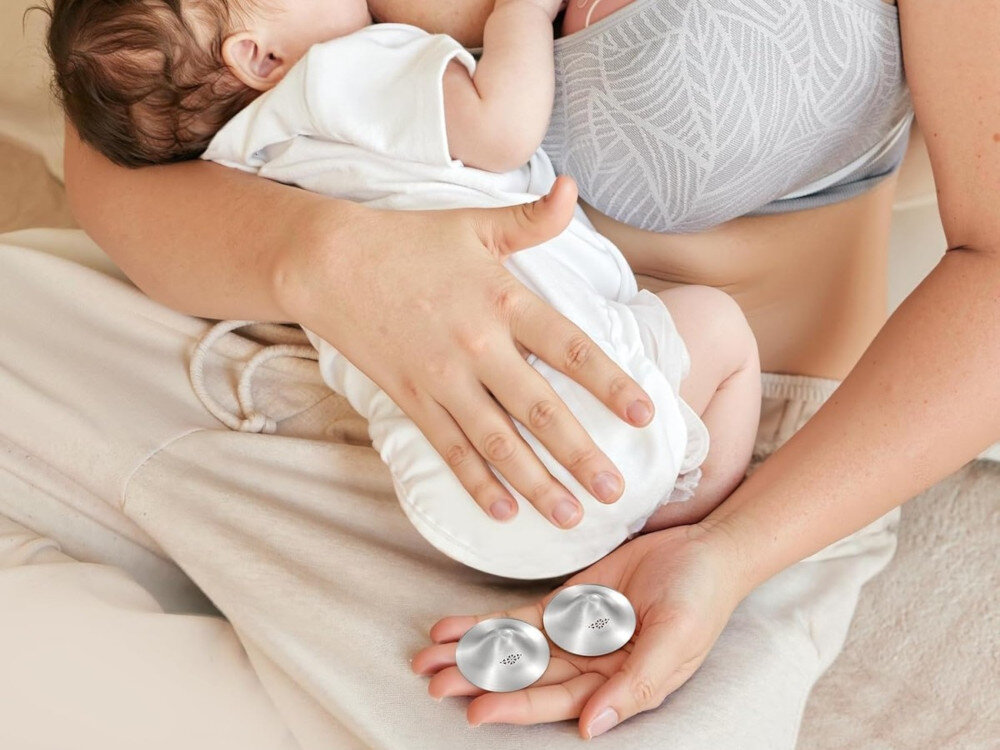 Osłonka na piersi MOMCOZY NS005-NA03NB-A L (2 szt.) wykonanie z czystego srebra 999 chroni wrażliwy obszar