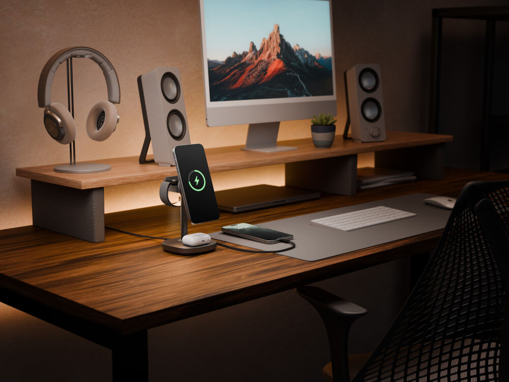 Ładowarka indukcyjna ENERGEA MagArctic Stand 4w1 Qi2 18W Czarny Zadbaj o wygodę!